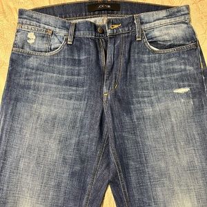 Gently worn with natural premium fade effect Joe’s jeans